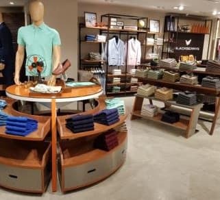 Fashion Retail Floor Build